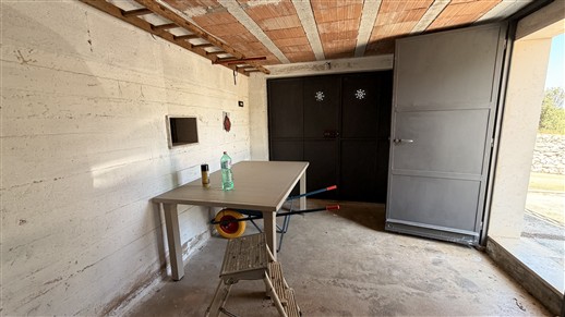 Villa Di 2 Vani, Veranda, Box. Ristrutturata, Ottimo Stato, Fotovoltaico